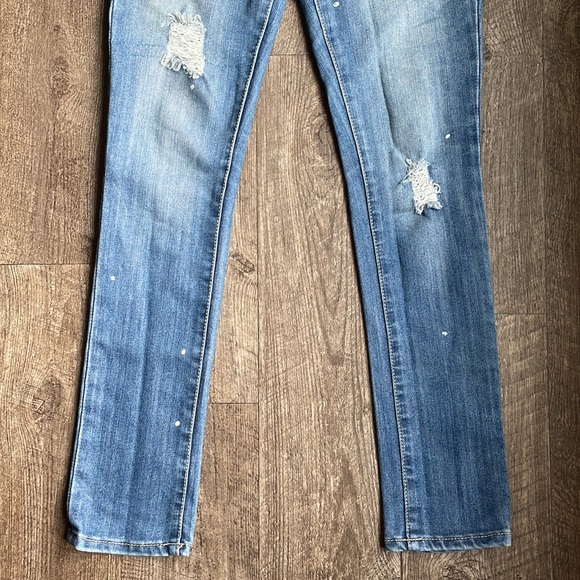 Almost Famous Distressed “Paint Spatter” Jeans - Picture 3 of 7